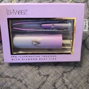 Pro Illuminating Diamond Dust Tipped Tweezers